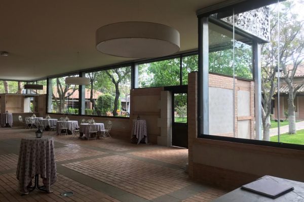 carpa restaurante interior