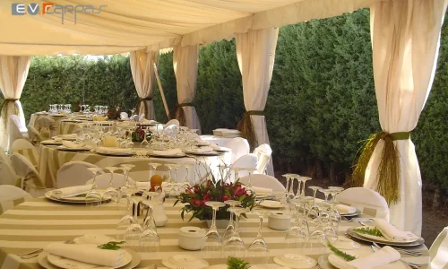 decoracion bodas pilares techo fruncido
